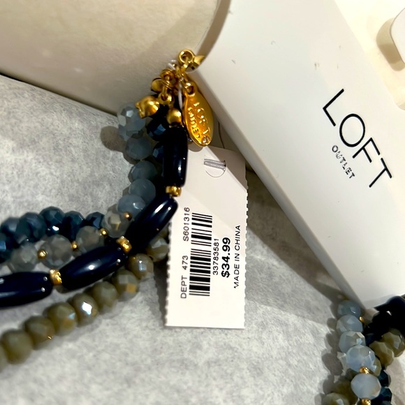 NWT LOFT Blue Beaded Necklace - Picture 3 of 3
